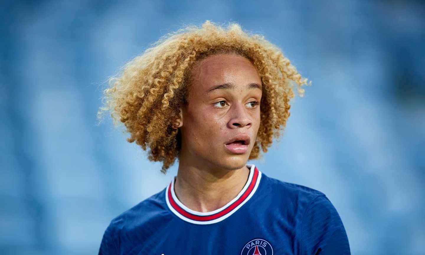 Psg: destinazione a sorpresa per Xavi Simons?