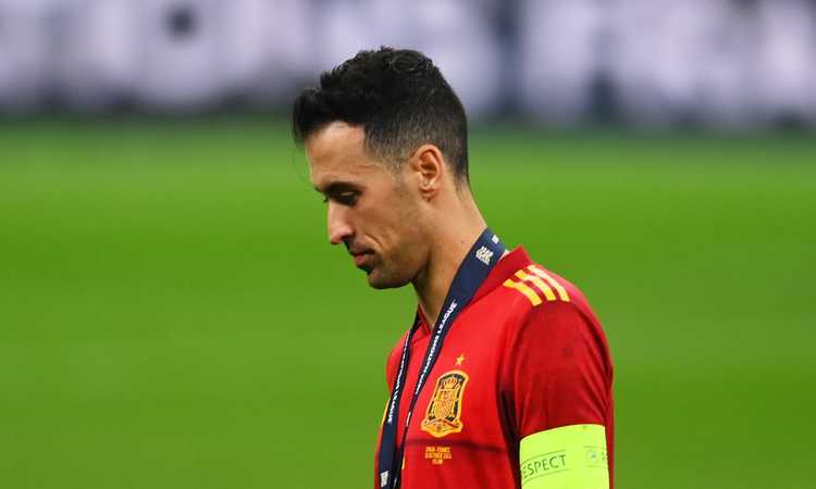 Spagna, Busquets non ci sta: 'Il gol di Mbappé è fuorigioco. Ma quale giocata, la decisione di Taylor non ha senso'