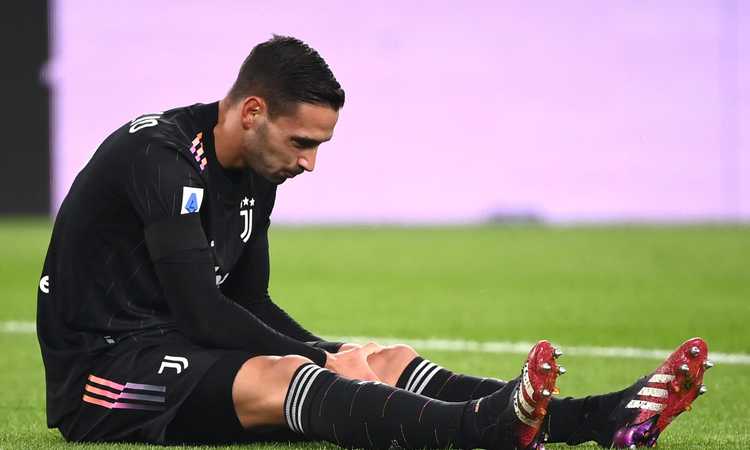 Juve, UFFICIALE: lesione muscolare per De Sciglio