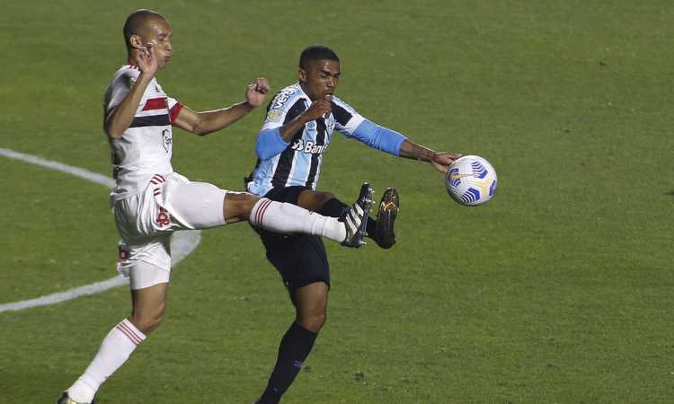 Brasile, il Gremio si Douglas Costa retrocede in seconda divisione