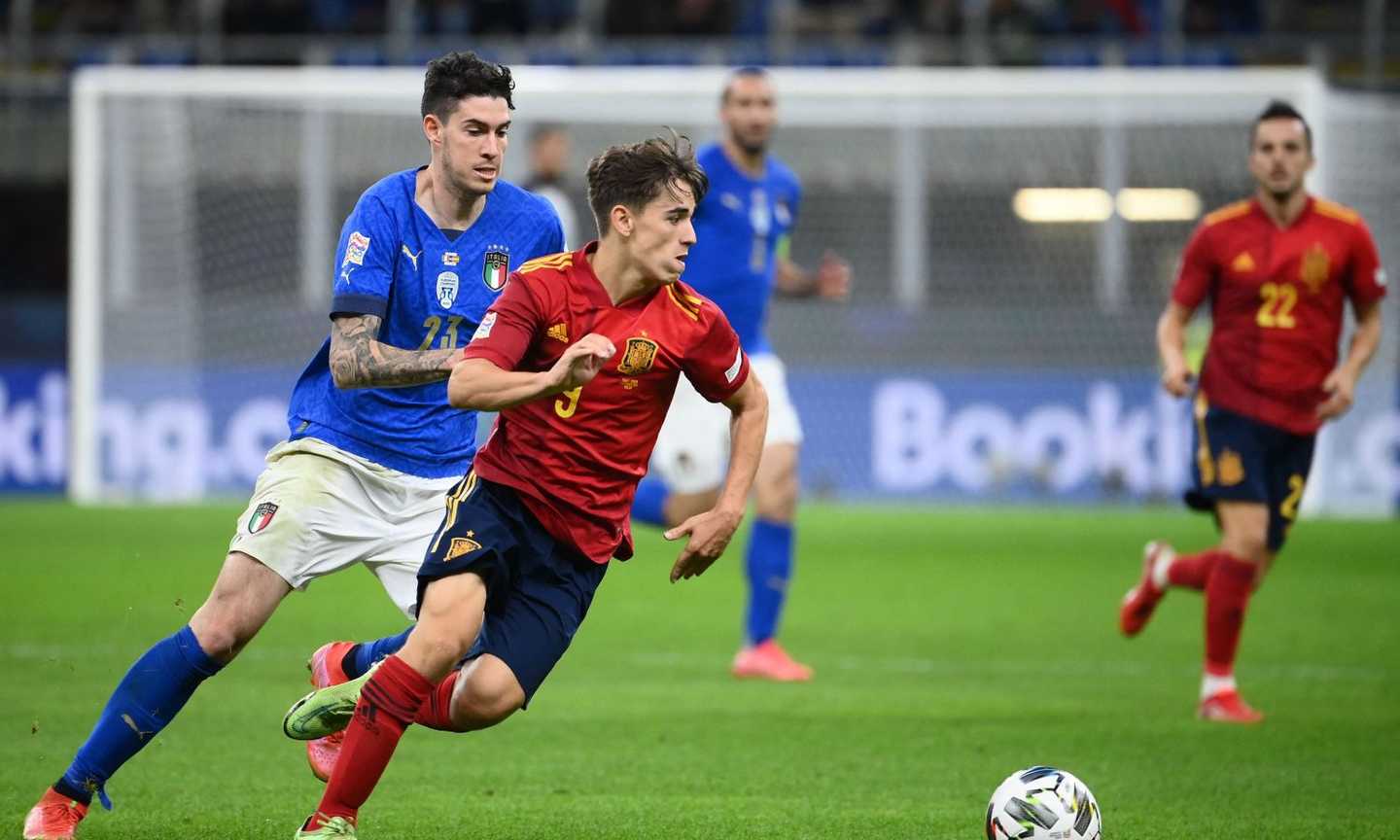 San Siro scopre e applaude Gavi e Pino, generazione d'oro della Spagna: i veri giovani sono loro, altro che Serie A!