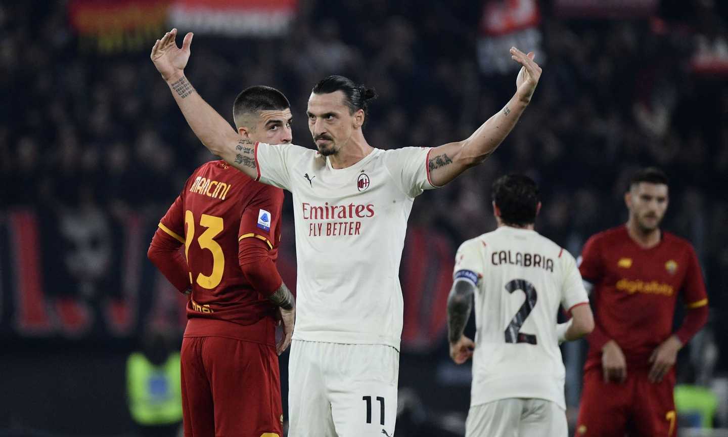 Milan, Ibra: 'Più mi fischiano, più mi sento vivo. Scudetto? Noi ci crediamo'