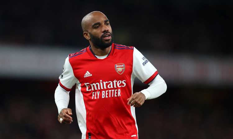 Lacazette offerto a Milan, Inter e Roma, Arteta: 'Rinnovo? Dipende da molte cose...'