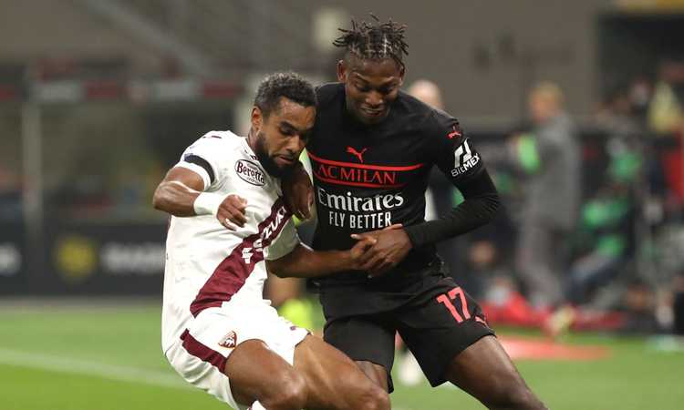 Milan, la crescita di Leao è anche difensiva. La risposta a chi diceva: 'Non può giocare con Theo'