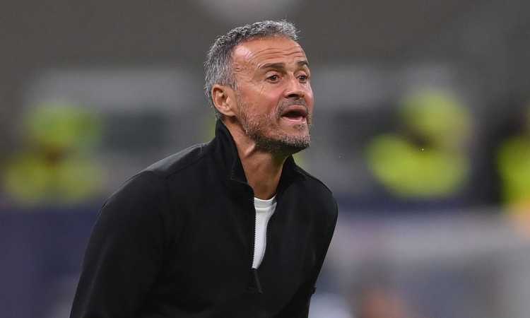 Napoli, De Laurentiis prepara la maxi offerta per Luis Enrique. Ma ci sono due alternative