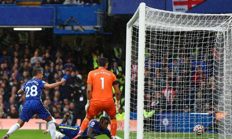 Chelsea: offerto il rinnovo a un centrocampista