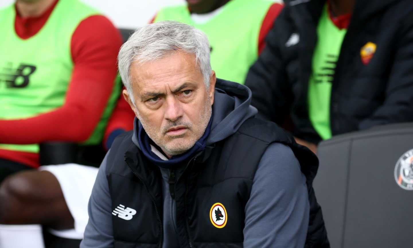 Roma, Mourinho: 'Emergenza a centrocampo, ecco la soluzione. Zaniolo? Mai in questo ruolo'