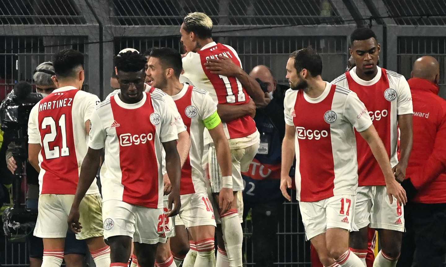 UFFICIALE Overmars ha rinnovato con l'Ajax