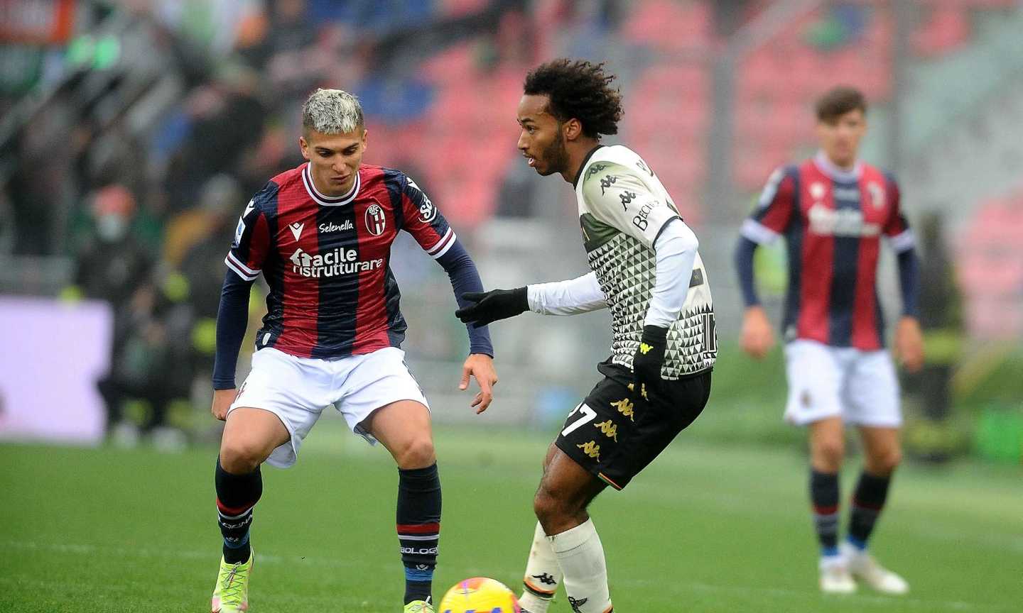 Convocati Bologna: tornano Viola, Dominguez e Van Hooijdonk