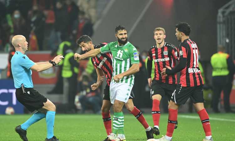 Seguito dal Milan: la mossa di Fekir
