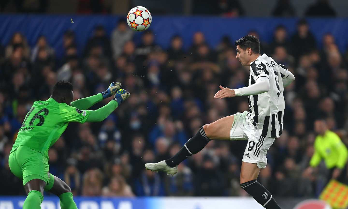 Chelsea-Juve, pioggia di fischi per Morata