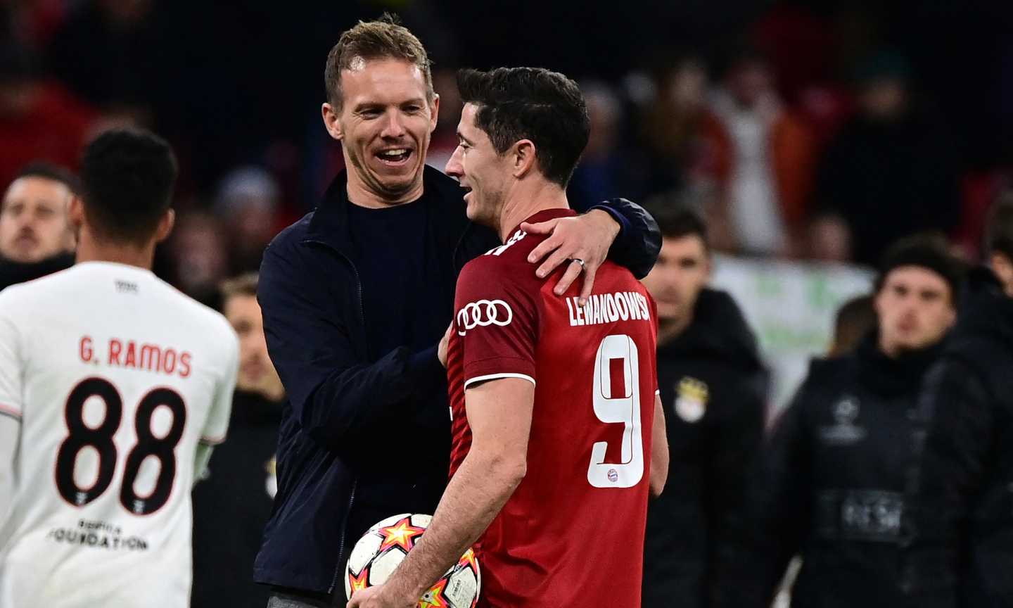 Bayern, Nagelsmann: 'Lewandowski ancora per molto il migliore al mondo' VIDEO