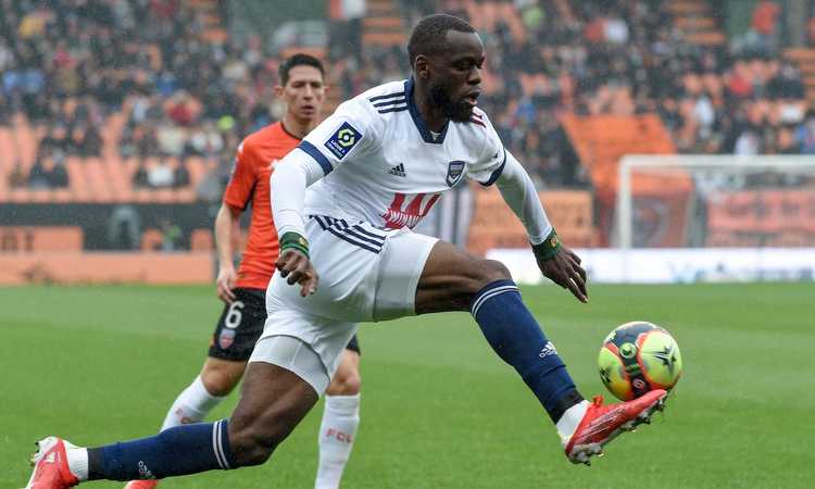 Mila, emissari a vedere Bordeaux-Lione per Onana