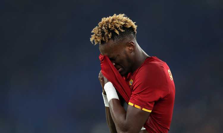 Abraham, il guaio è più grave del previsto: 9 mesi di stop