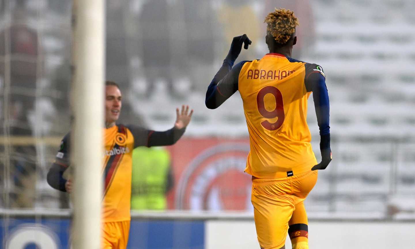 Abraham ha eguagliato il primo Dzeko. I dettagli