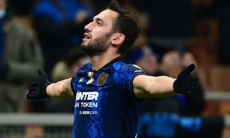 Inter, Calhanoglu polemico: 'Pensavo sarei rimasto squalificato per sempre...'