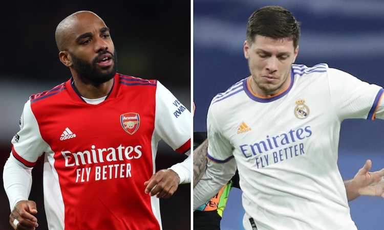 Milan, la strategia per il colpo in attacco: la verità su Jovic e Lacazette