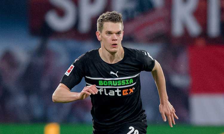 Inter, per la difesa Ginter è il primo della lista ma non è l'unico