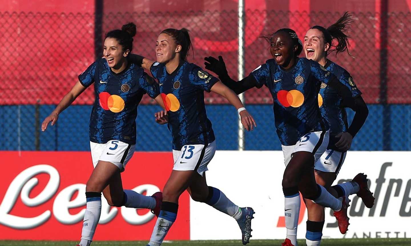 L'Inter travolge il Milan nel derby femminile: è una vittoria storica