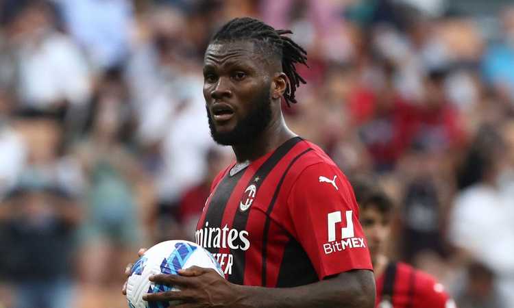 Kessie delude ancora in Champions League, i tifosi del Milan lo scaricano