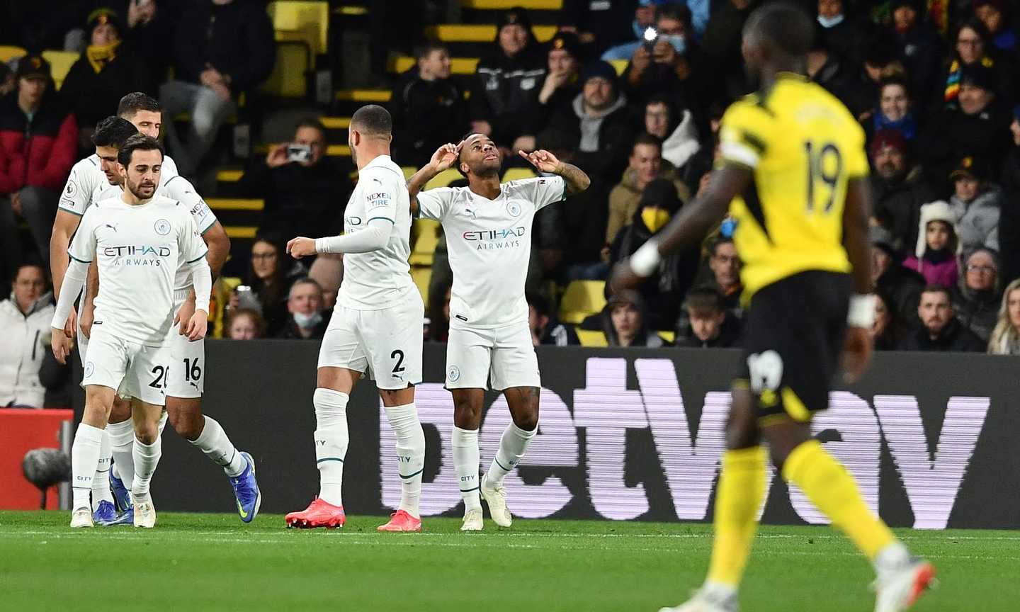 Premier: Chelsea ko. Origi al 95' lancia il Liverpool. Tris al Watford, il City è primo