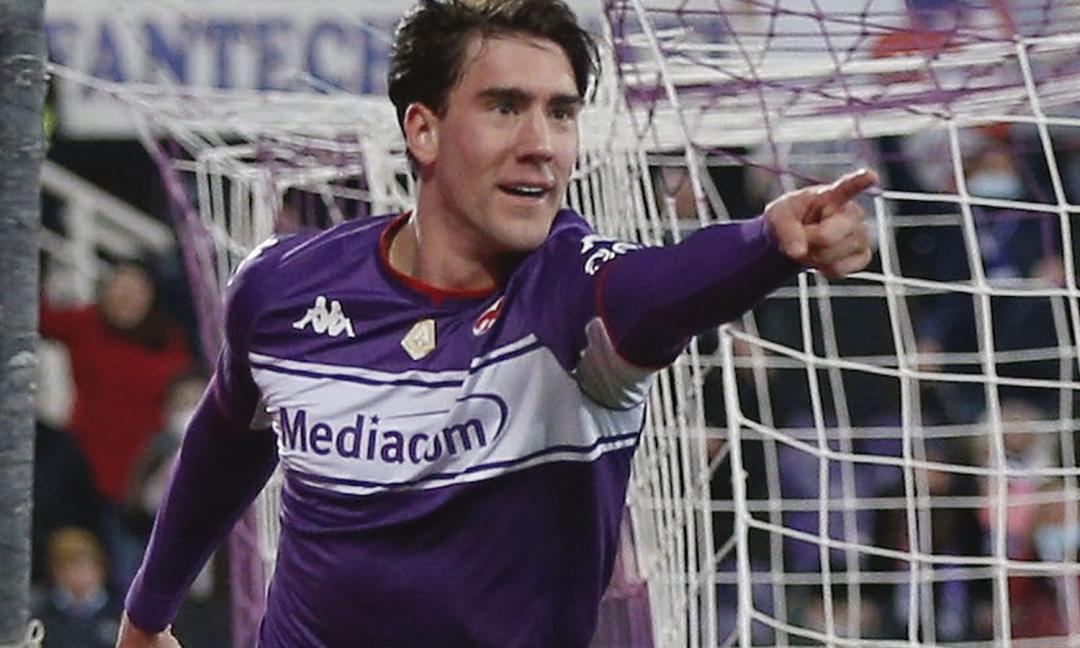 Vlahovic lascia di stucco la Fiorentina. Da Firenze: 'Vuole solo la Juve, Viola con le spalle al muro'