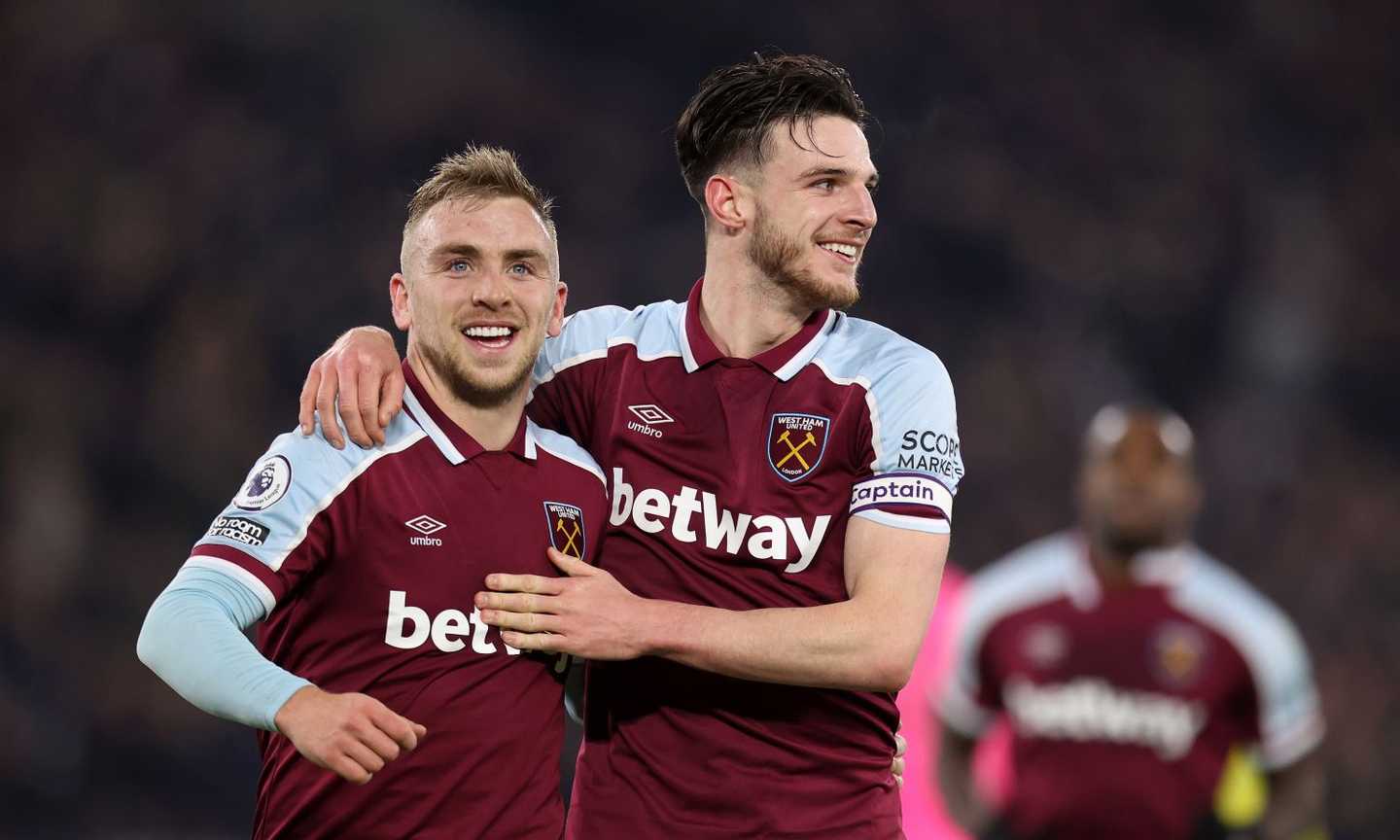 Premier League, il West Ham vince 2-0 col Norwich e sale al quarto posto