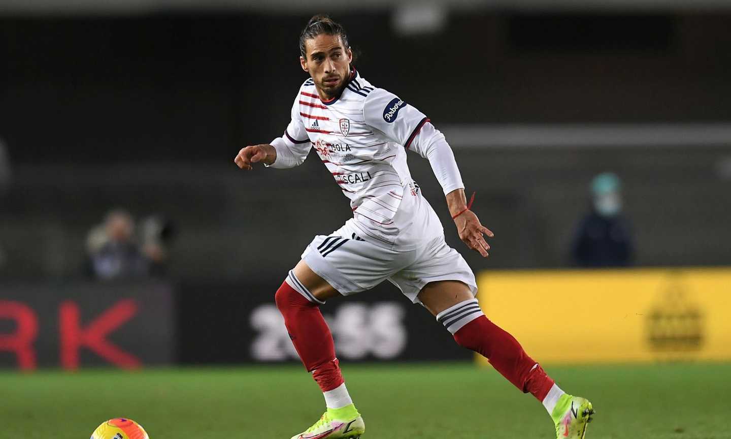 Los Angeles Galaxy, UFFICIALE: preso Martin Caceres