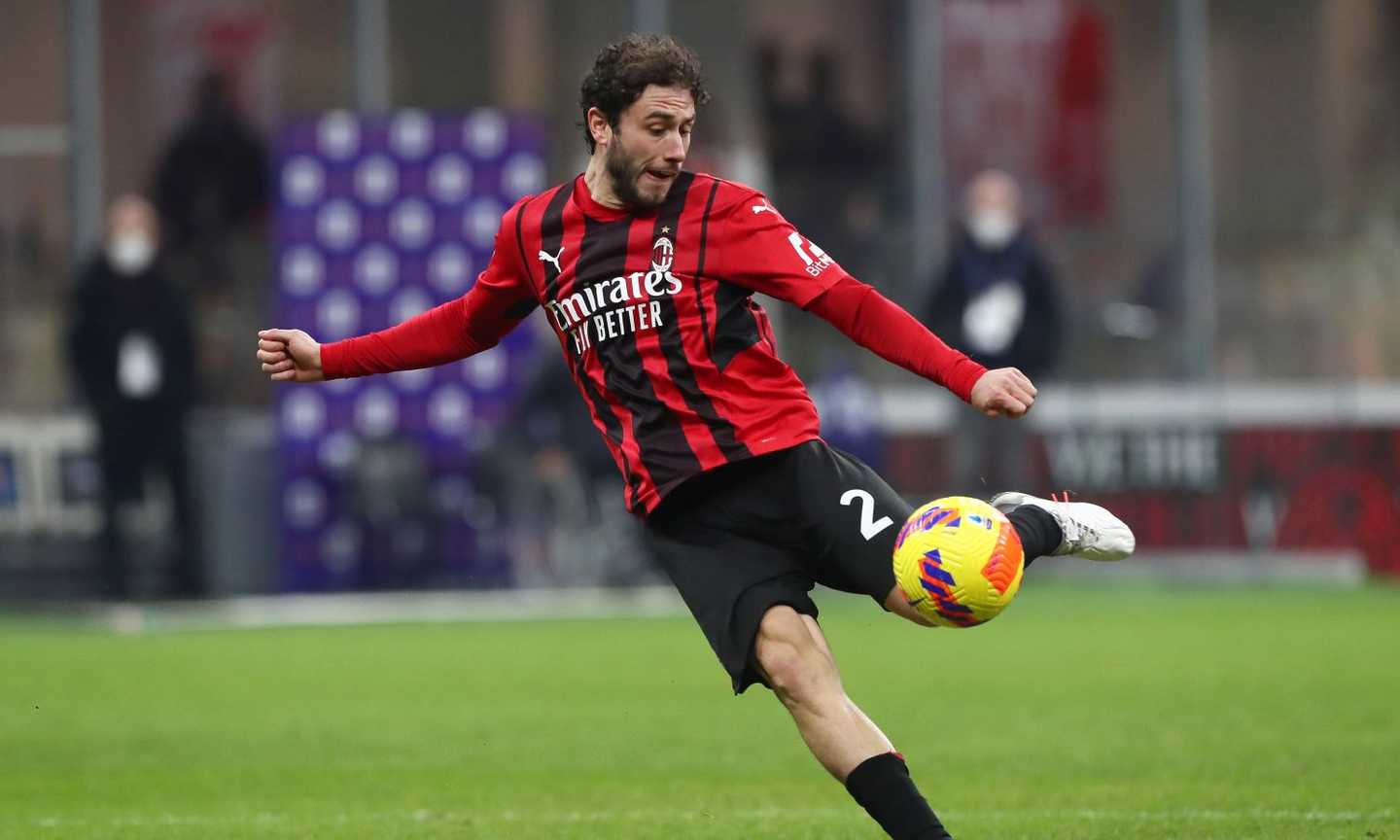 Milan, Calabria: 'Spero di restare a vita. Fuga Inter? Ne riparliamo da domenica. Il gol di Calhanoglu, Theo e Leao...'