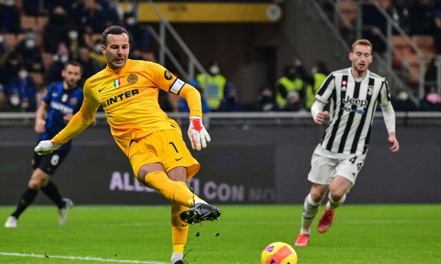 Inter, Handanovic ha chiuso la porta e coi piedi vale Maignan. Onana è il futuro, ma in Coppa d'Africa...