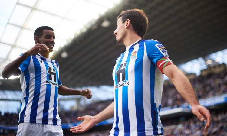Real Sociedad, arrivano richieste per un attaccante da Barcellona e Arsenal