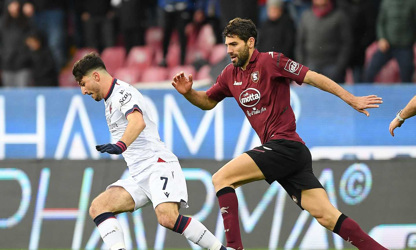 Salernitana, Fazio: 'Credo alla salvezza, a Salerno non per soldi. Ho detto sì a Sabatini, i problemi con la Roma...' VIDEO