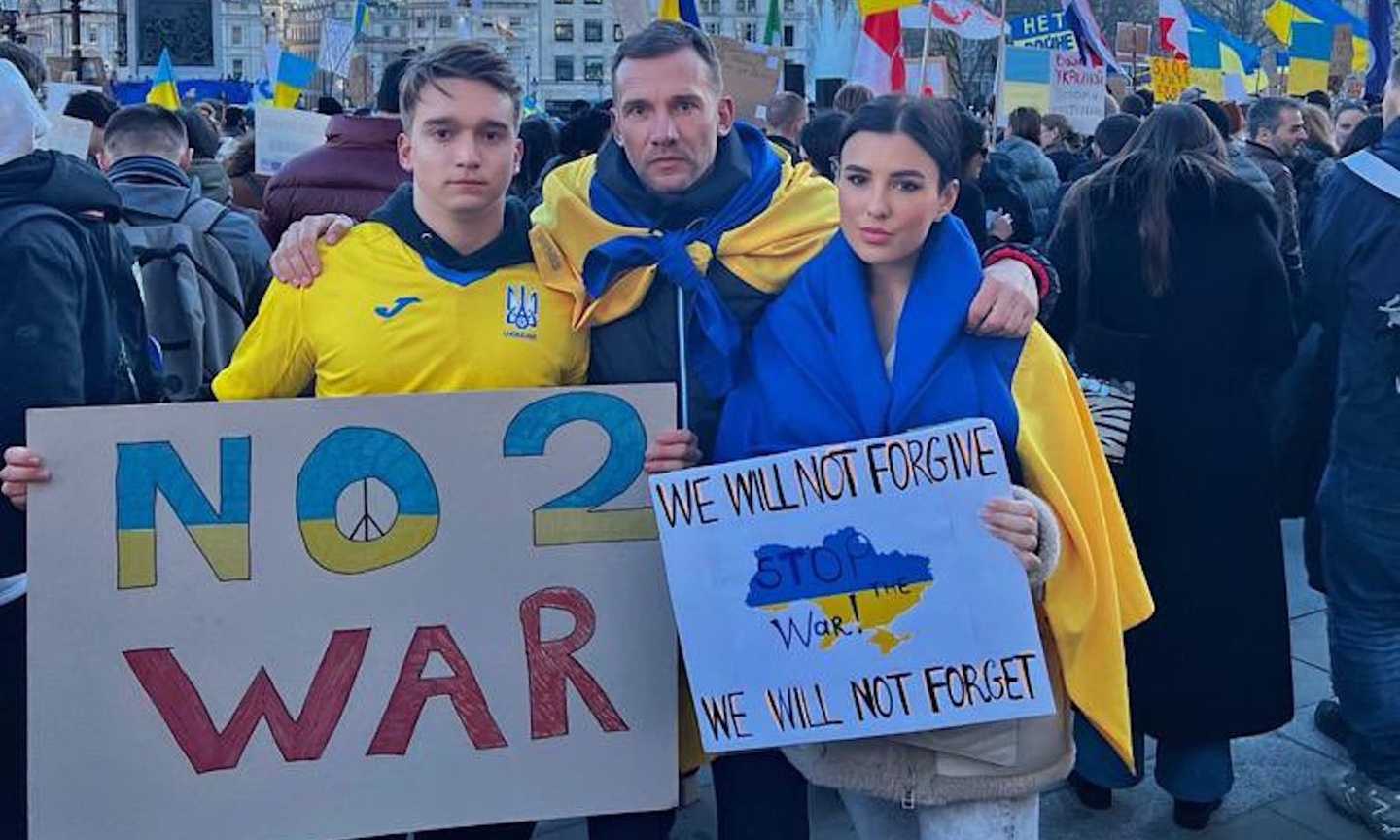 Guerra in Ucraina: Shevchenko in piazza a Londra per manifestare