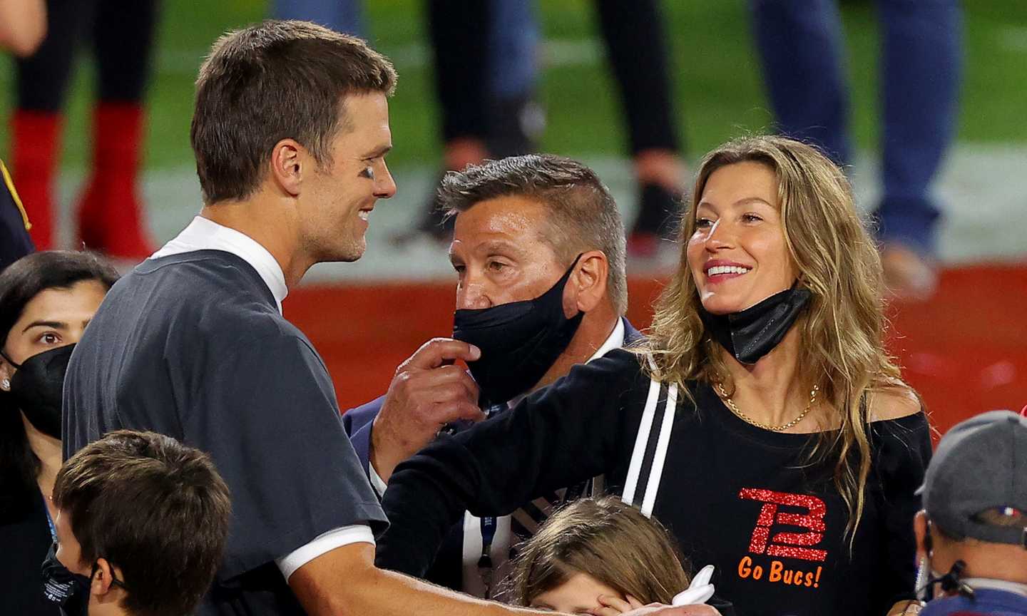 Tom Brady ci ripensa: non si ritira più, cosa ne pensa la top model Gisele? FOTO