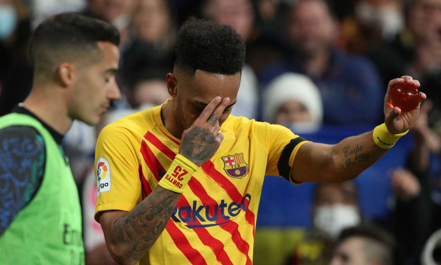 Dalla cupa Londra al 'teletrasporto' sul pianeta Barcellona: è questo il vero volto di Aubameyang? 