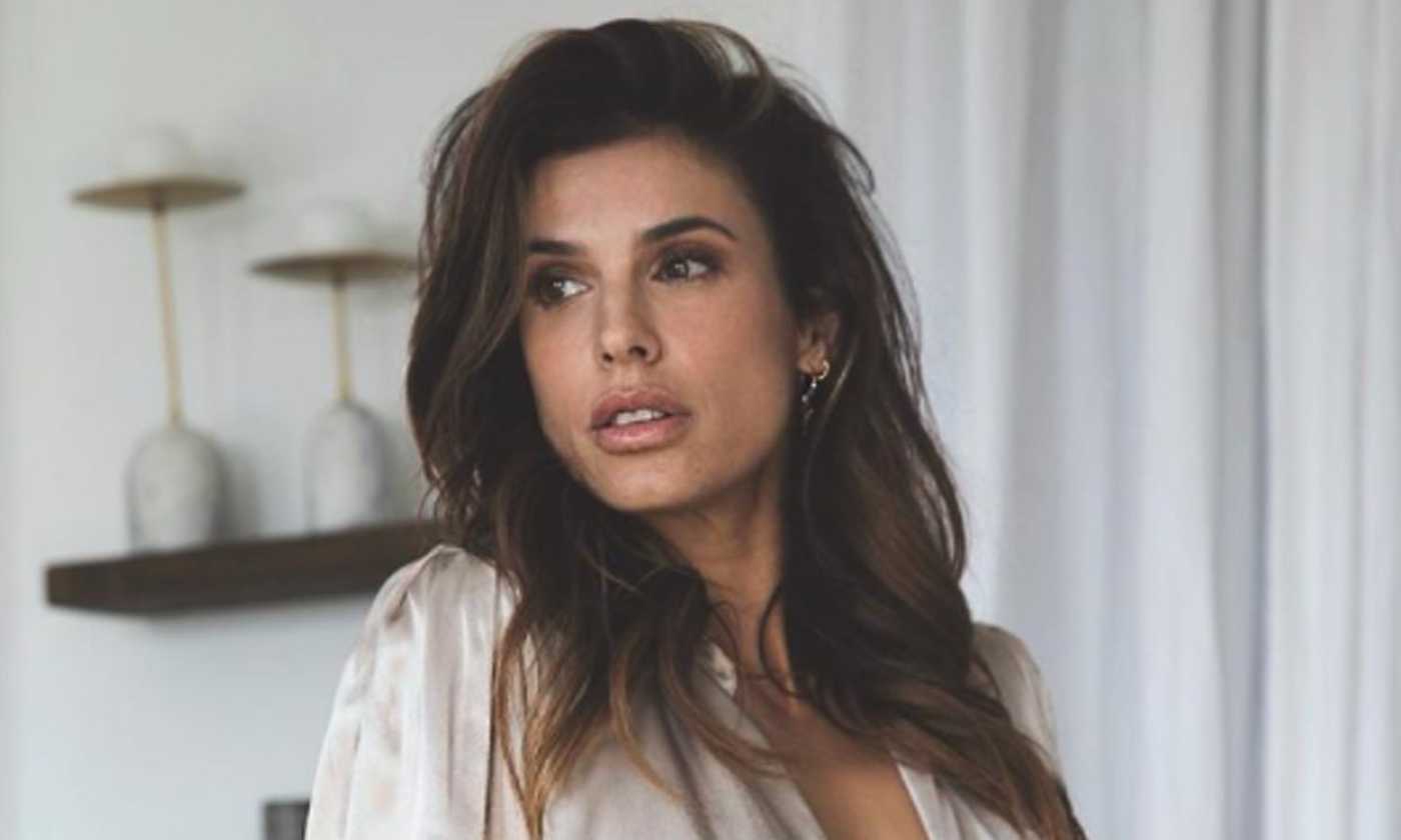 Elisabetta Canalis E La Sfilata In Intimo Allo Specchio FOTO E VIDEO ...