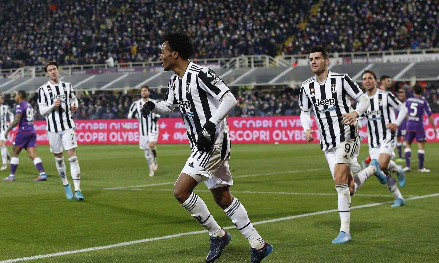 Autogol di Venuti, la semifinale d'andata va alla Juve: Fiorentina beffata dal suo tifoso numero uno