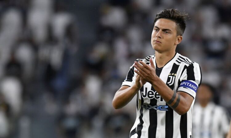 Dybala saluta la Juve: 'Pensavo che saremmo stati ancora insieme. Che onore indossare questa maglia'