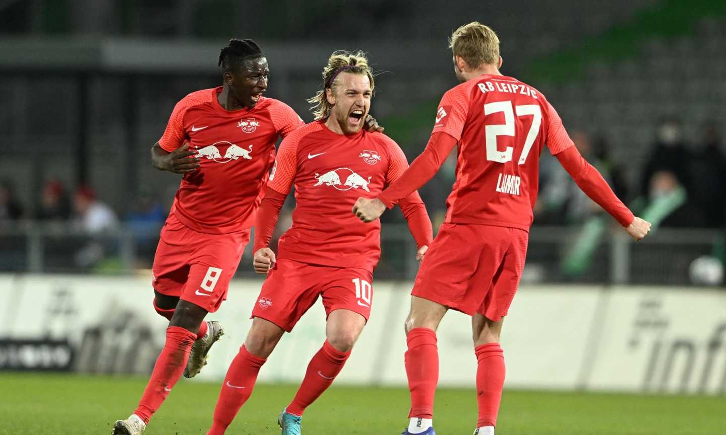 Bundesliga: Leverkusen ko, vince il Dortmund. Furth-Lipsia 1-6