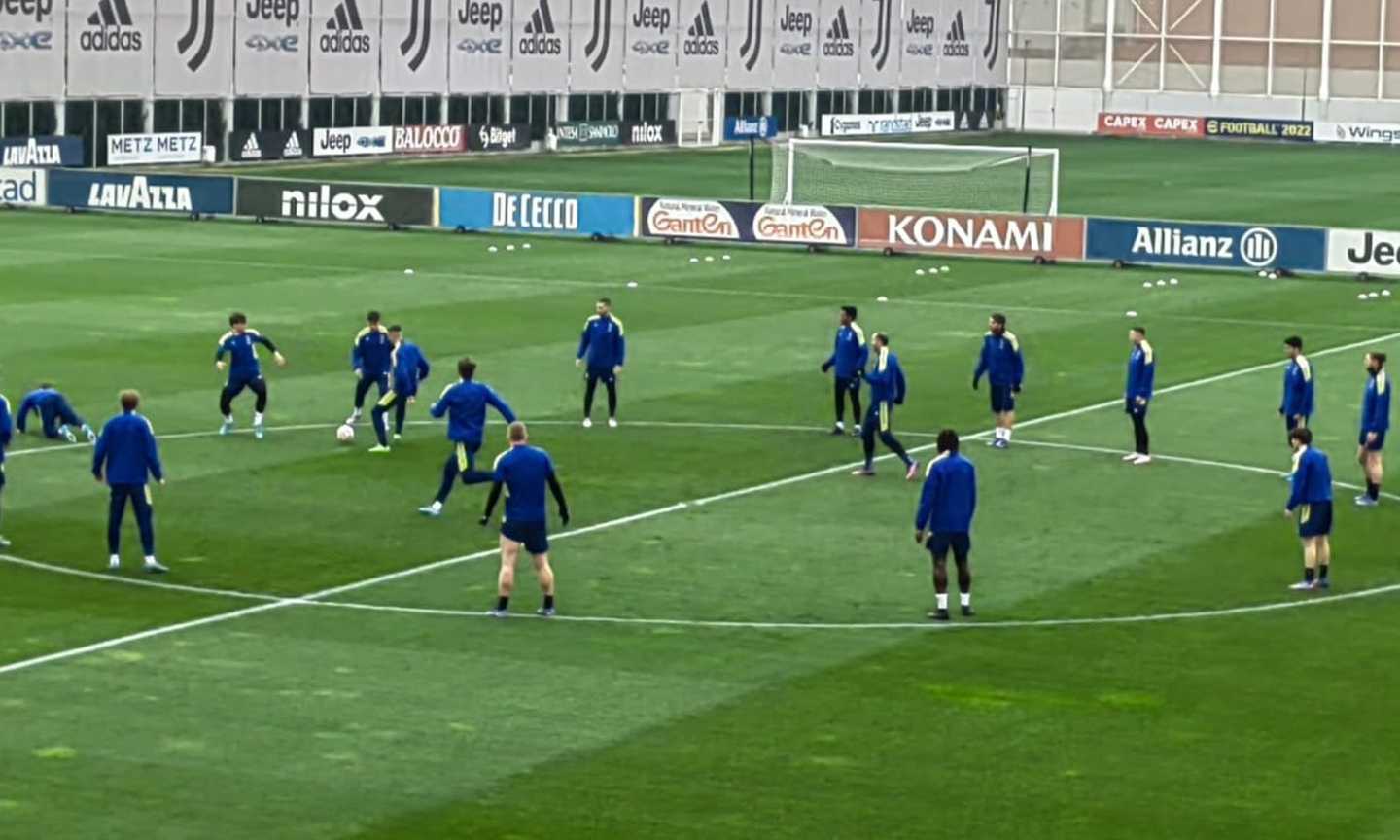 Juve, l'allenamento in vista del Villarreal: ci sono Dybala e Chiellini, out Alex Sandro VIDEO