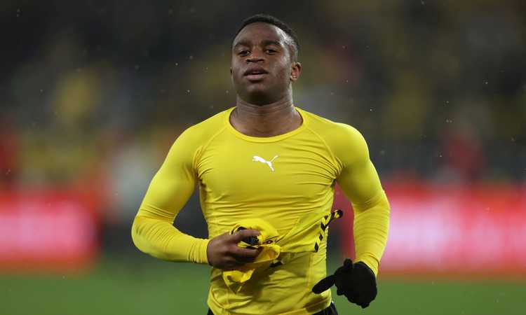 PSG: spinge per un attaccante del Borussia Dortmund