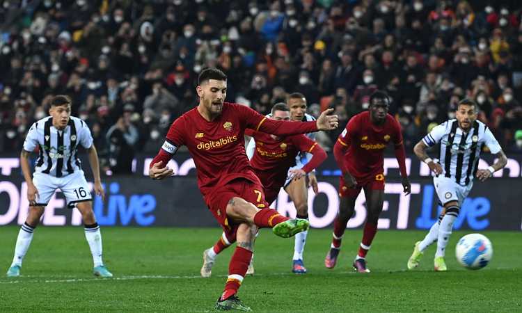 Roma, Pellegrini: 'Il pallone pesava tanto, quando giochiamo in Conference c'è fatica. Il nervosismo e il derby...'