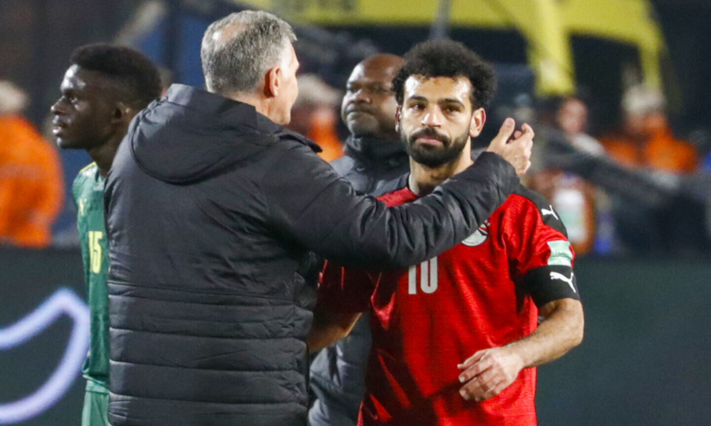 Che paura per Salah! Hanno tentato di aggredirlo in campo 