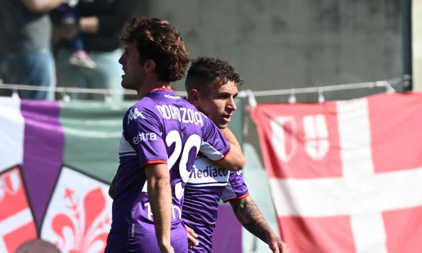 Torreira piega la resistenza di un Bologna in dieci: va alla Fiorentina il derby dei pali