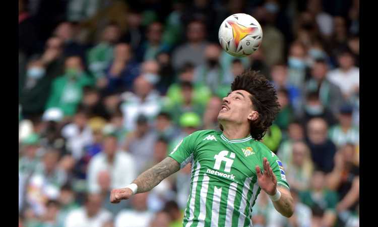 Roma, occhi su Bellerin dell'Arsenal