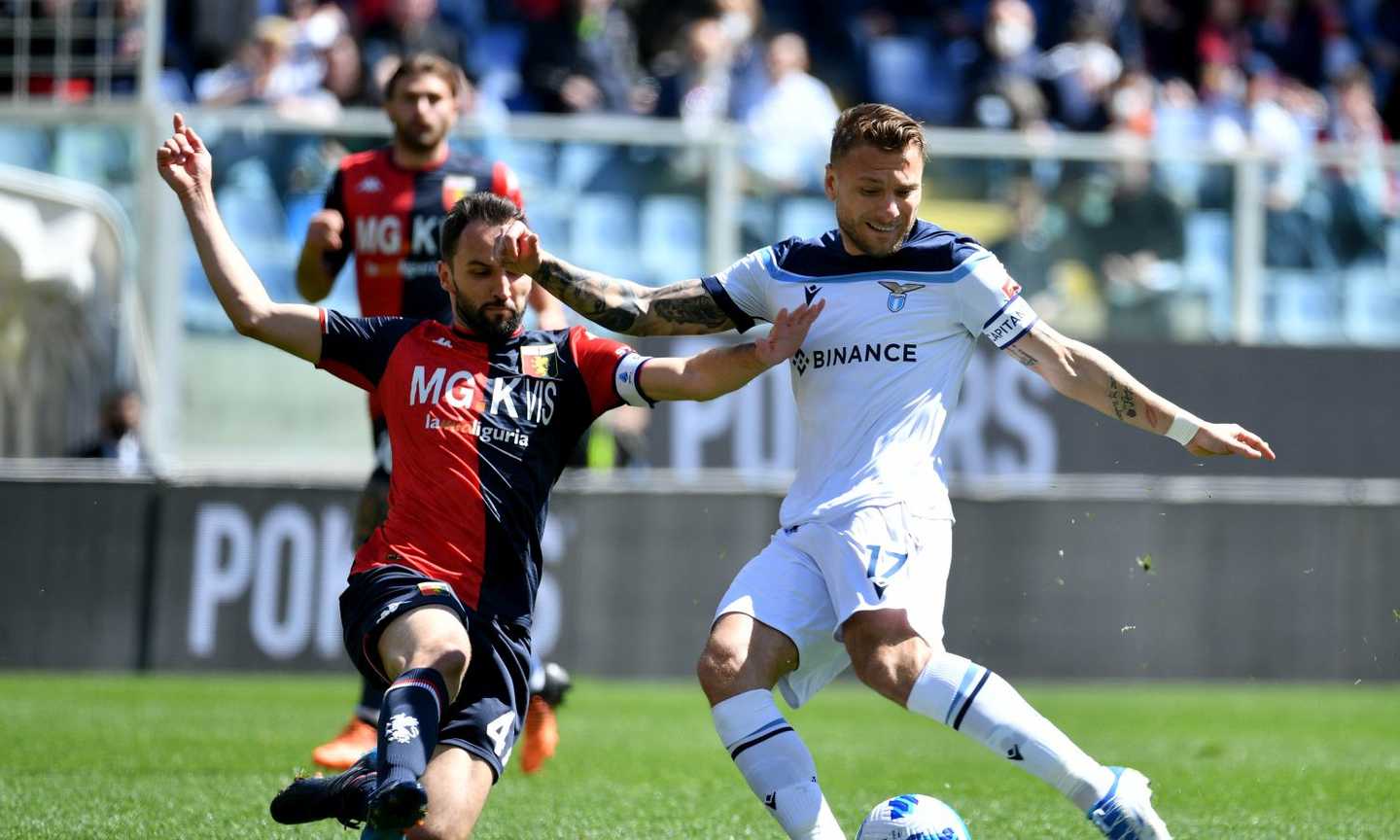 La Lazio vince con uno scatenato Immobile: 4-1 al Genoa, Blessin perde la seconda di fila