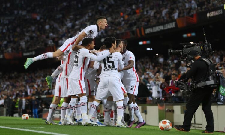 Europa League: clamoroso, Barcellona ko 3-2 in casa ed eliminato! Col Lipsia avanti West Ham, Eintracht e Rangers