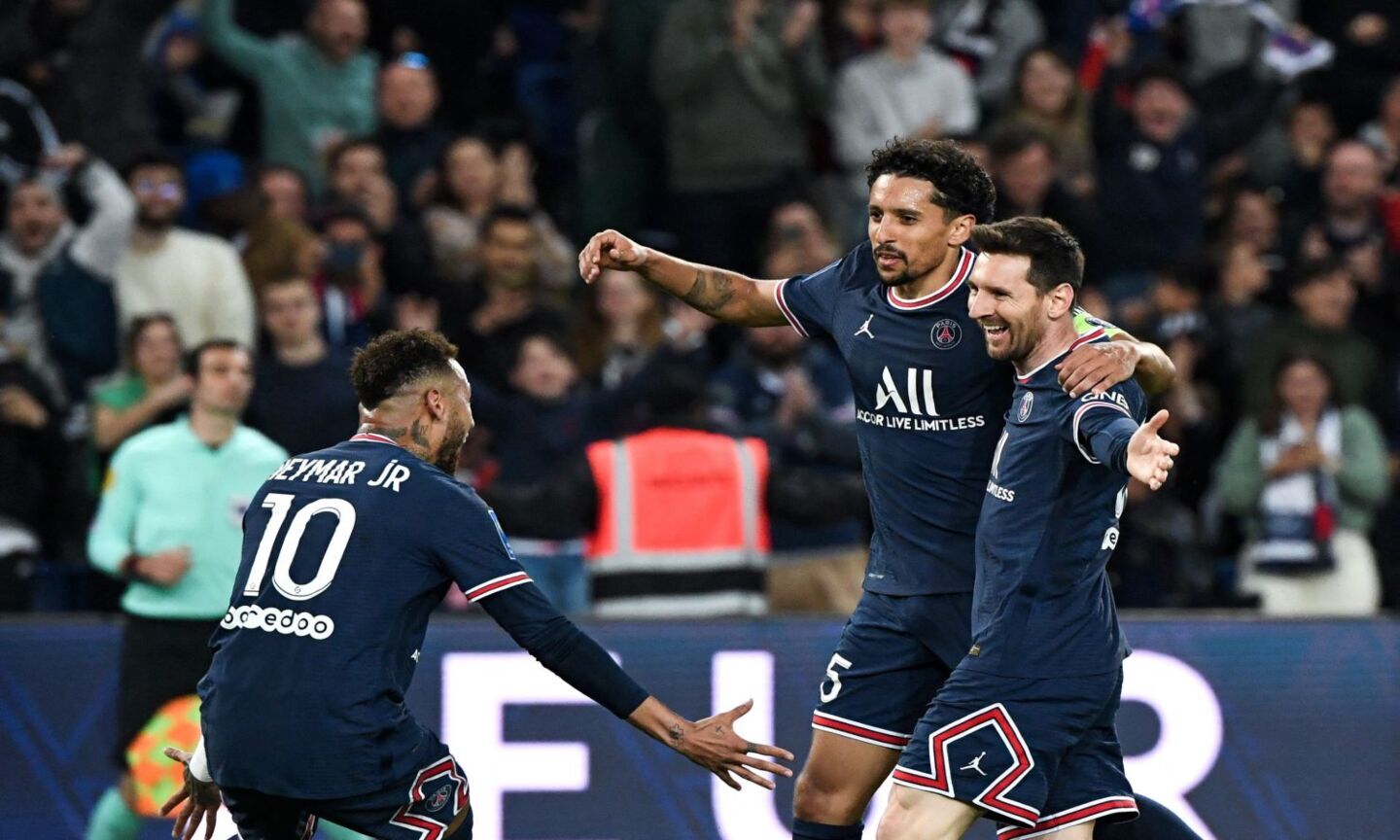 Ligue 1: Psg-Lens 1-1, parigini campioni di Francia con un super Messi ma i tifosi festeggiano fuori dallo stadio