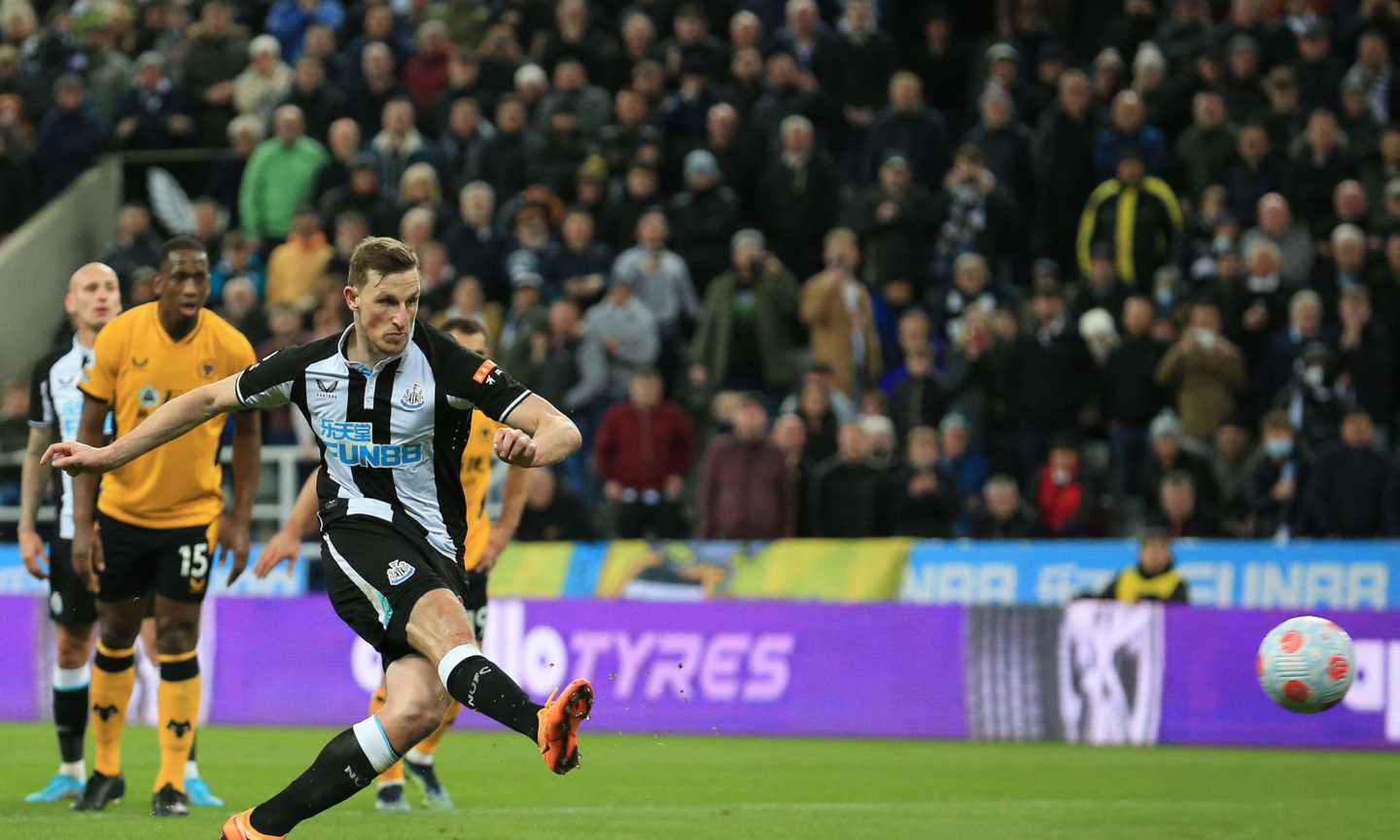 Premier League: dopo un gol annullato dal Var, Wood decide Newcastle-Wolverhampton su rigore