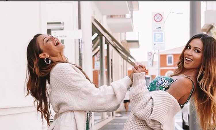 Vera Miales, dopo ‘La Pupa e il Secchione’ è finita con Amedeo Goria? Ore di svago e FOTO con la sorella Marina